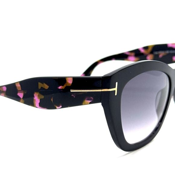 New, TOM FORD Cara Sunglasses TF940 05B Authentic - Picture 6 of 12